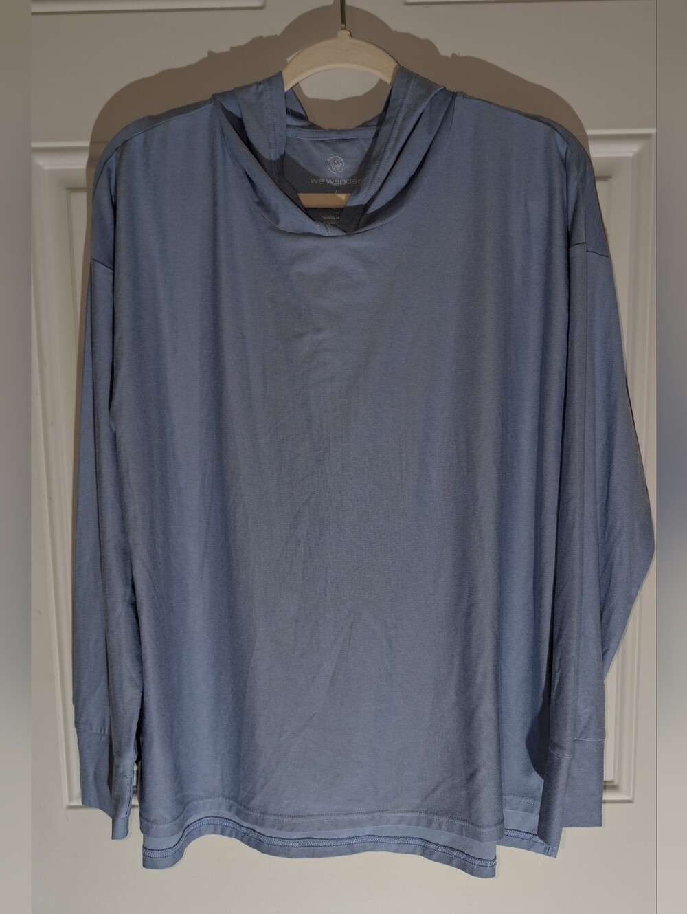 We Wander
WeFlex Hoodie Size Large Blue NWOT